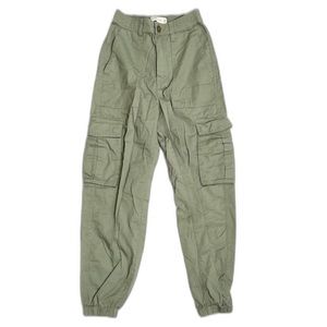 Abercrombie & Fitch - Green Cargo Pants